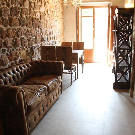 Apartamentos Rurales La Villa De Piedra Картес Экстерьер фото