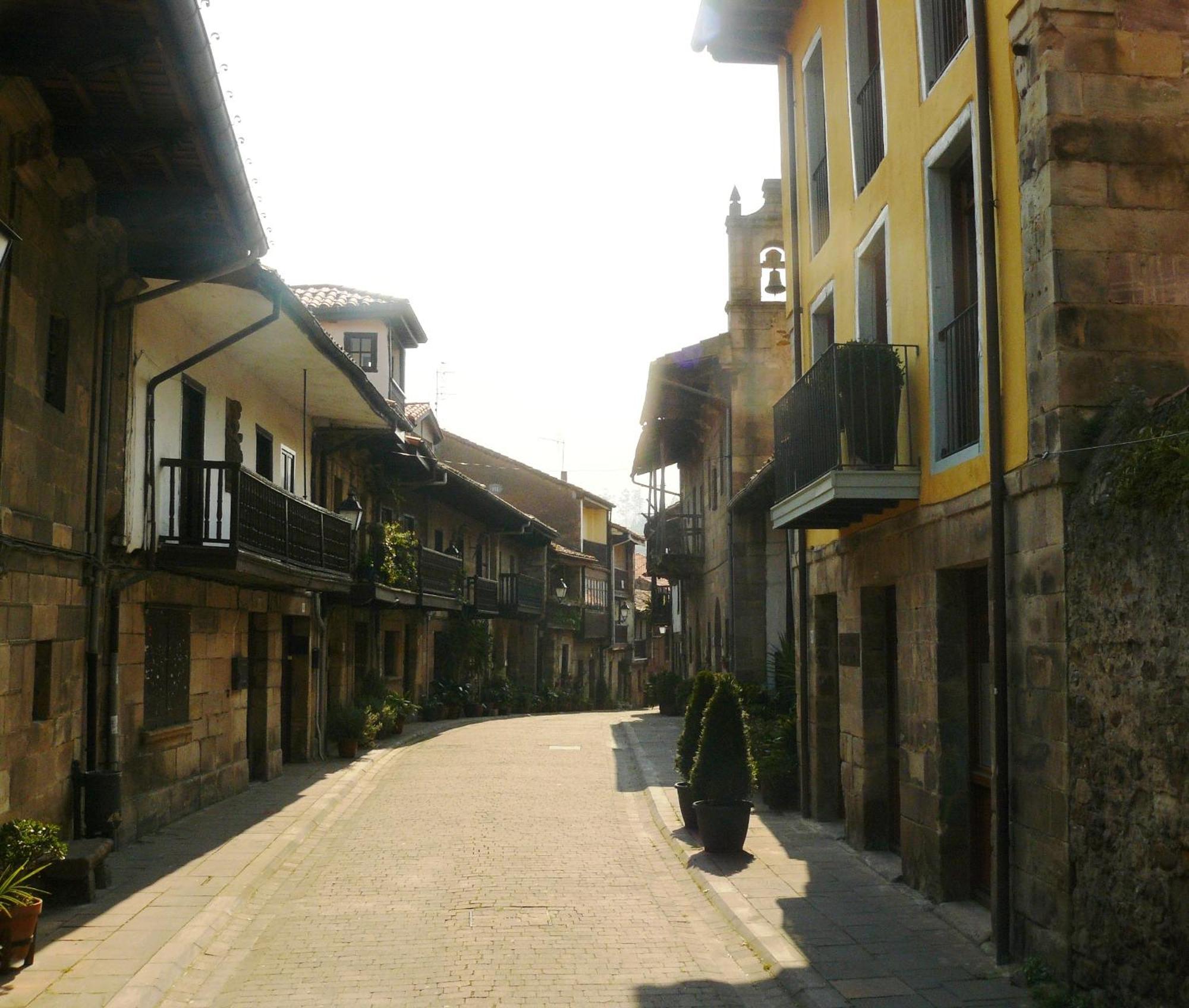 Apartamentos Rurales La Villa De Piedra Картес Экстерьер фото